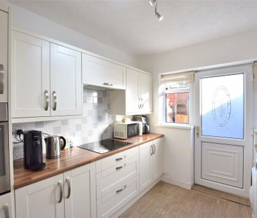 3 bedroom terraced house to rent - Photo 6