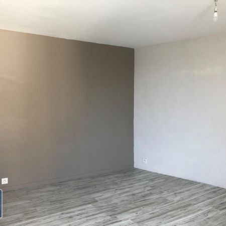 Location Appartement 2 pièces 31m² LAVAL 53000 - Photo 4