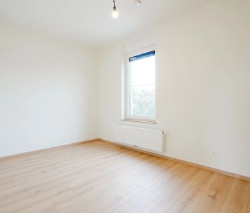 Gunstig gelegen woning met 4 slpks in Mariakerke - COHOUSING - Photo 3