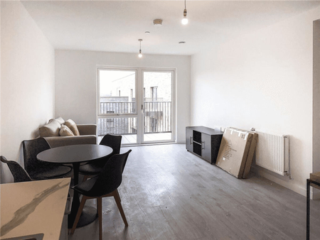 Donovan Way, Harrow, HA1 - Photo 2