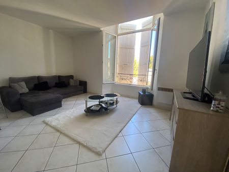 Location Appartement 3 pièces 56m² AGEN 47000 - Photo 3