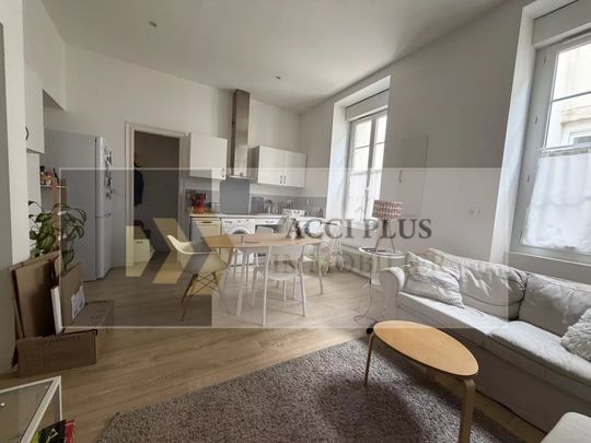 Location Appartement 3 pièces 59m² NIMES 30000 - Photo 1