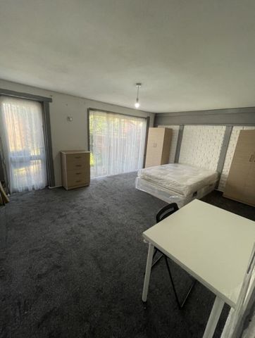 Room in a Shared House, Suffolk Road, N15 - Photo 3