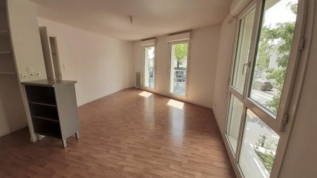 location Appartement T2 DE 43.95m² À NANTES - Photo 2