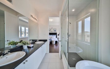 For Lease - 2105 Coppermine Street, Oshawa, Ontario - Photo 5