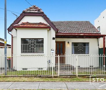 Well Presented Spacious Four Bedroom House In Sought After Location - Photo 5