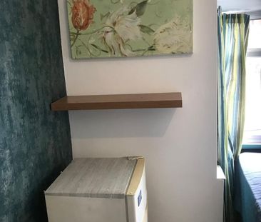 Room in a Shared Flat, Norman Road, B67 - Photo 5