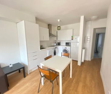 Location Appartement 3 pièces 49m² - Photo 6