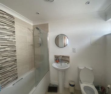 Penmur Road, Newquay - Photo 4