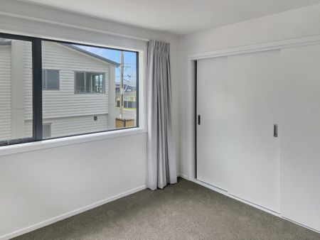 New in Wainui - Photo 5