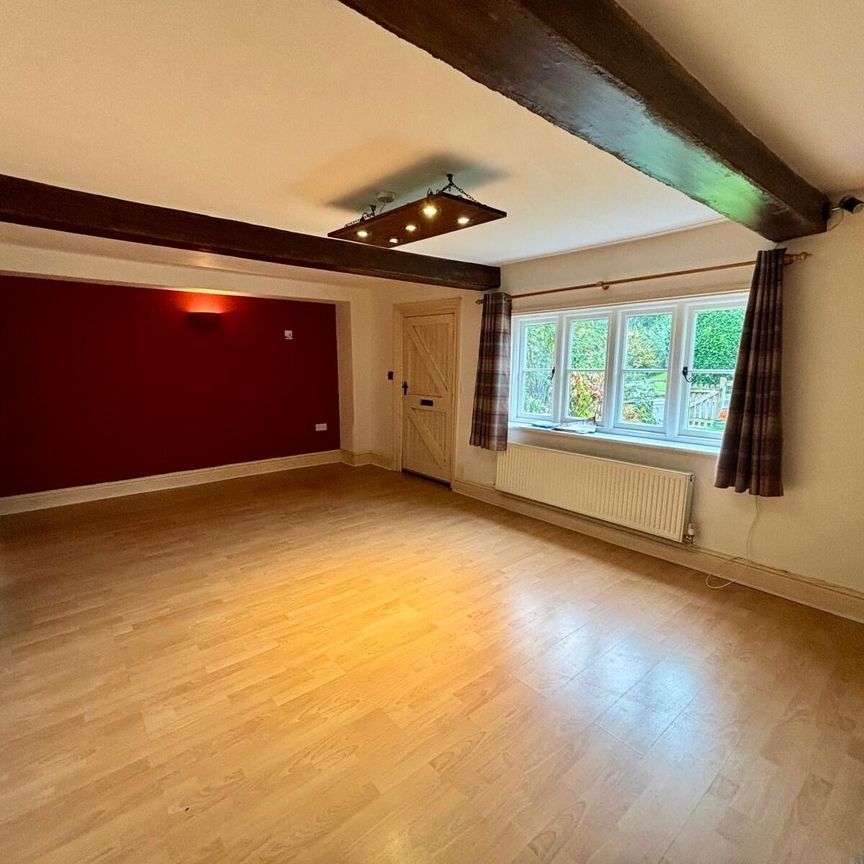 Winsford, Darnhall - Photo 1