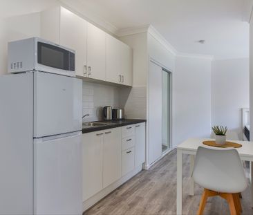 77 Connaught Street, Sandgate QLD 4017 - Apartment For Rent | Domain - Photo 5