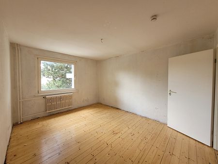 Gemütliche 3-Zimmer-Wohnung für Selbstrenovierer *** 500 € Renovierungsgutschrift *** - Foto 2