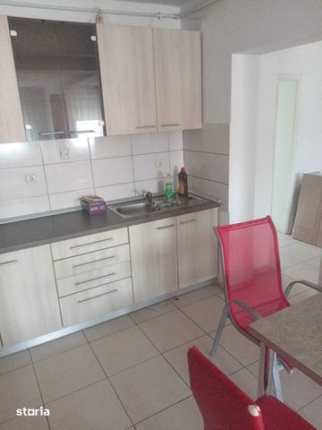 Proprietar, inchiriez apartament 2 camere, zona Tilisca - Fotografie 3