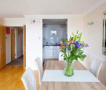 2 bedroom apartment to rent - Photo 6