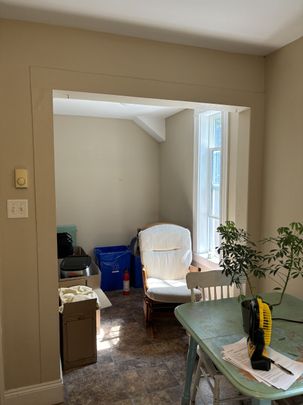 large three bedroom unit available in the heart of North End Halifax. - Photo 1