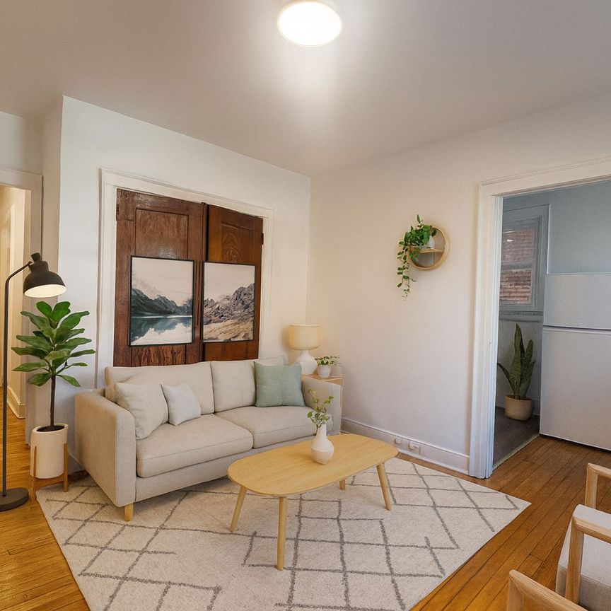 For Lease - 2405 Queen Street Unit# 202, Toronto, Ontario - Photo 1