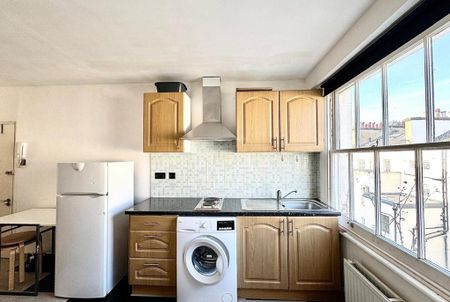 Studio to rent - Photo 3