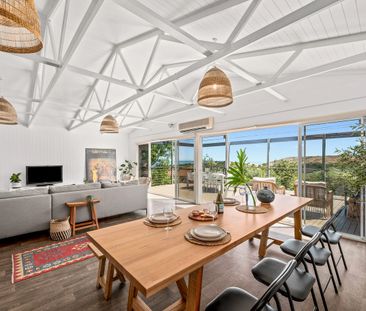 Stunning Ocean Views!! Fully Furnished - 7 months lease available f... - Photo 3