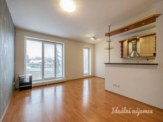 Pronájem bytu 3+kk 70 m2 - Fotografie 1