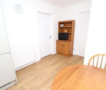 3 bed semi-detached house to let in West Horndon - Photo 5