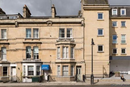 1 bedroom property to rent in Bath - Photo 3