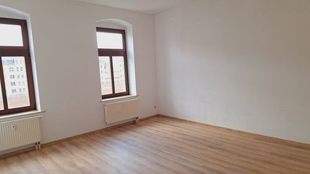 großzügige 3 Raumwohnung nur 5 Minuten mit den Öffentlichen vom Zentrum entfernt - Photo 4