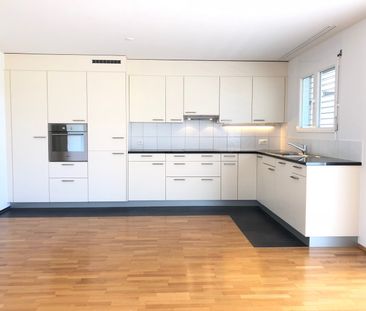 Schöne 4.5-Zimmer-Wohnung mit Balkon und Aussicht in Kappel - Photo 3