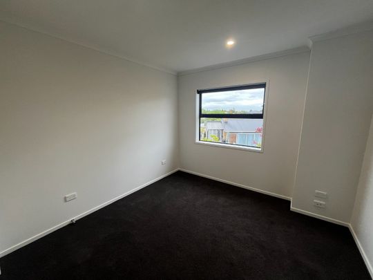 Welcome to 5/8 Ngaere Avenue, Chartwell — a brand-new, modern two-bedroom home offering comfort, style, and convenience. - Photo 1