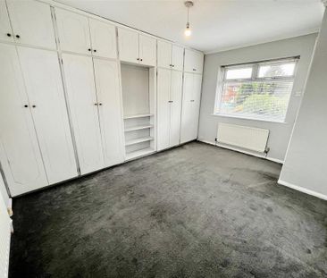 2 bedroom end of terrace house to rent - Photo 2