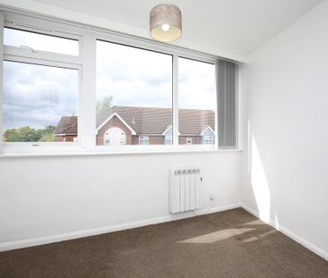 3 bedroom apartment to rent - Photo 2