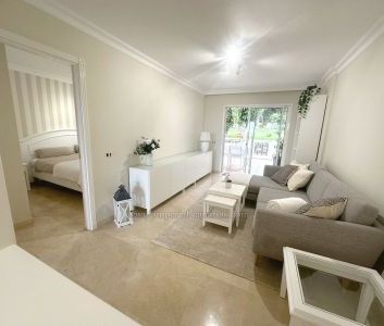 Cozy and elegant apartment for seasonal rental. With garage and hea... - Photo 6