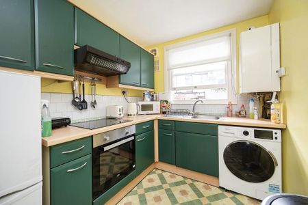 1 bedroom flat to rent - Photo 5