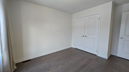 For Lease - 573 Celandine Terrace, Milton, Ontario - Photo 2