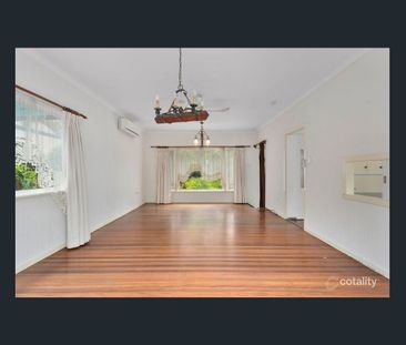 Classic Charm Meets Modern Comfort !!! - Photo 2