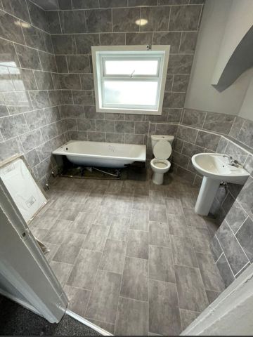 3 Bed Terraced House, Hawkesworth St, L4 - Photo 4