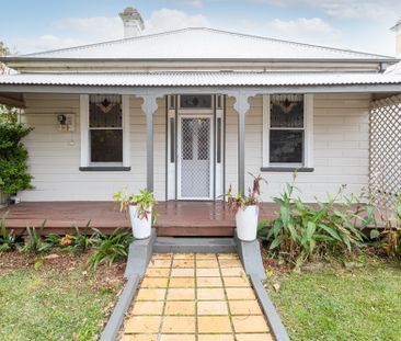 10 Roxburgh Street, Lorn NSW 2320 - House For Rent | Domain - Photo 6
