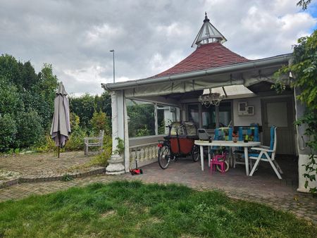 Vrijstaande gezinswoning met 3 slpks, ruime tuin en zwembad in Dessel! - Photo 4