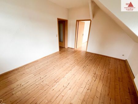 Gemütliche 3-Raum-Dachgeschosswohnung in Sehmatal-Cranzahl! - Photo 3