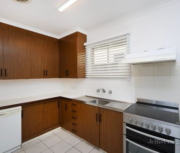 71 Twyford Street, Williamstown - Photo 3
