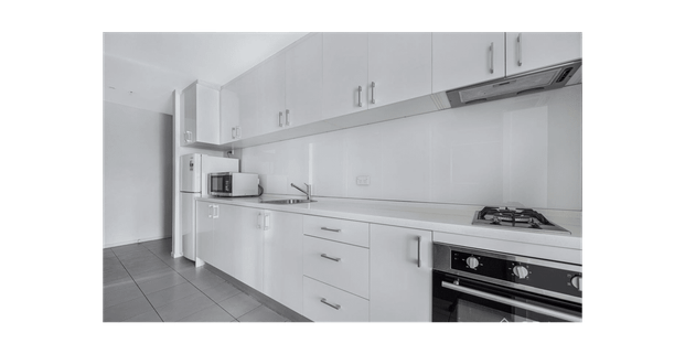 Stylish 2-Bedroom Apartment in the Heart of Caulfield East - Photo 1