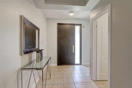 For Lease - 153 Summerlyn Trail, Bradford West Gwillimbury, Ontario - Photo 3