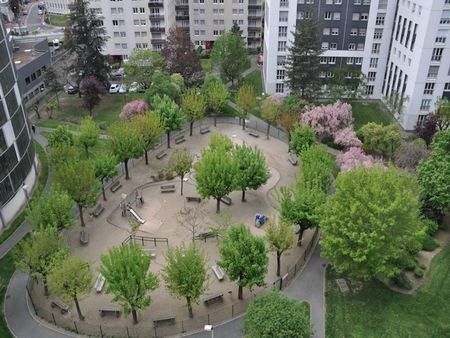 Appartement - 1 pièce - Saint-Alyre/Fontgiève - Photo 4