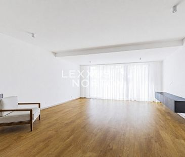 Pronájem domu 186 m² s pozemkem 156 m² - Fotografie 2