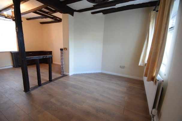 2 bedroom terraced house to rent - Photo 1