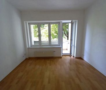 Kleine, gemütliche 3 Raumwohnung mit Balkon - Weihnachten in der ne... - Foto 1