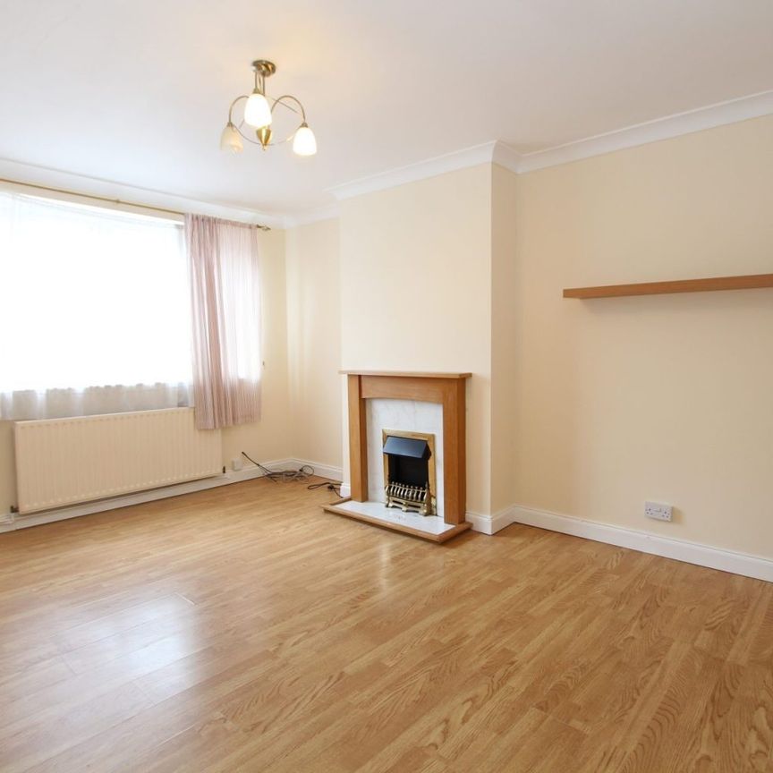 Craigweil Drive, Stanmore, HA7 - Photo 1