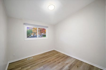 For Lease - 418 Norrie Crescent, Burlington, Ontario - Photo 4