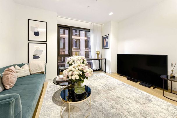 Casson Square, London, SE1 7GT - Photo 1