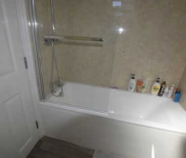 Ashley Road, Poole, BH14 0AD - Photo 4